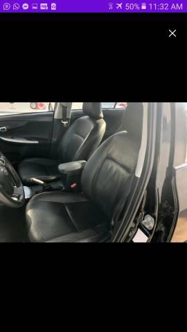 Toyota Corolla • 2013 • 124,000 km 1