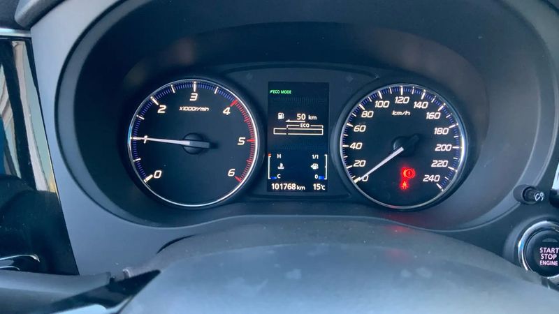 Mitsubishi Outlander • 2016 • 101,700 km 9