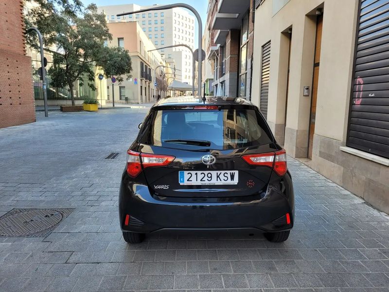 Toyota Yaris • 2019 • 28,050 km 3