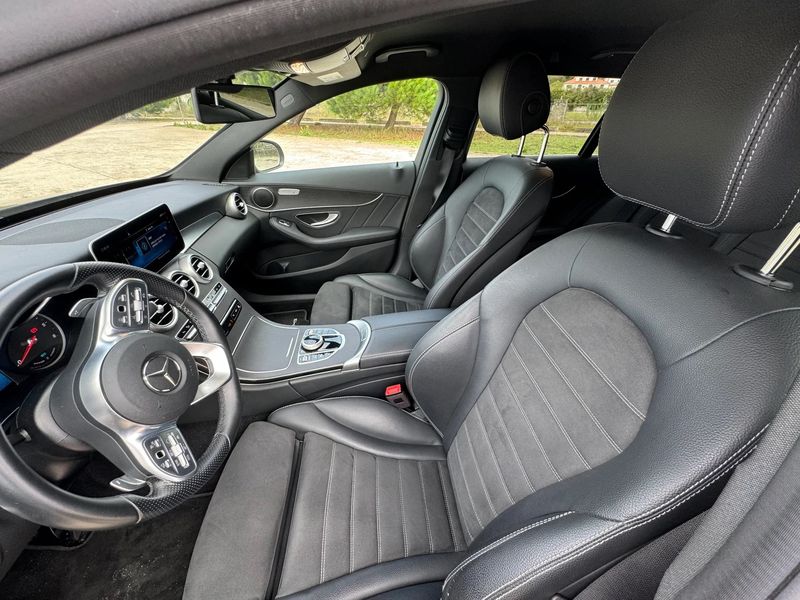 Mercedes-Benz C-Class • 2020 • 65,000 km 3