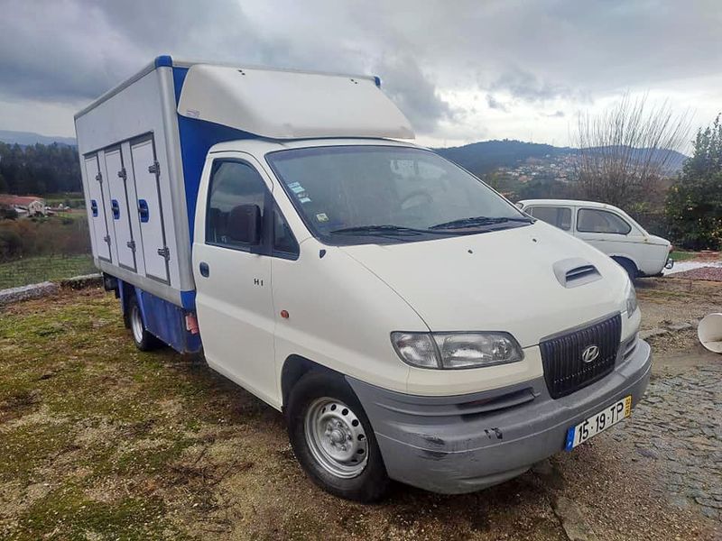 Hyundai H1 • 2002 • 206,000 km 4