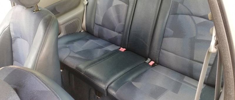 Renault Clio • 2001 • 119,999 km 2