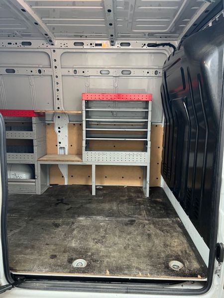 Nissan NV400 • 2016 • 78,000 km 3