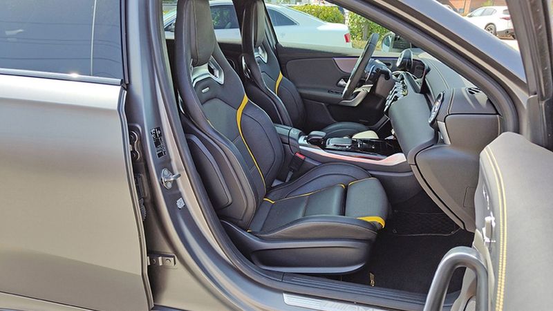 Mercedes-Benz A-Class • 2020 • 89,666 km 13