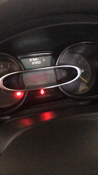 Renault Clio • 2016 • 100,000 km 7