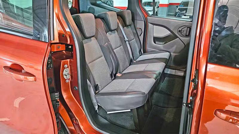 Renault Kangoo • 2021 • 28,509 km 8