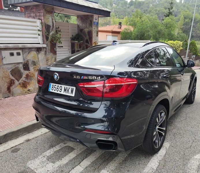 BMW X6 • 2017 • 110,000 km 4