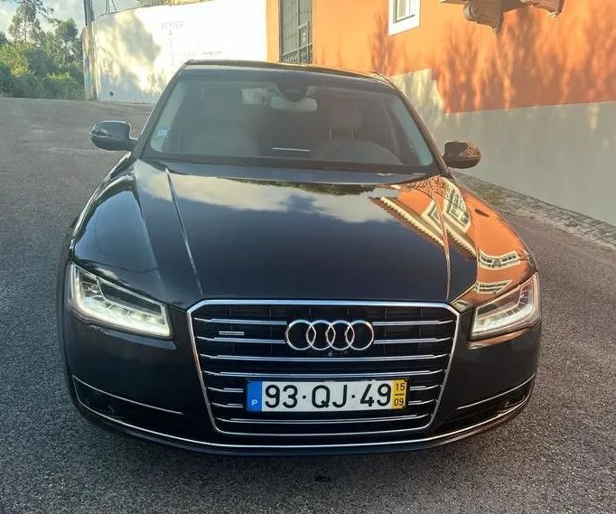 Audi A8 • 2015 • 250,000 km 1