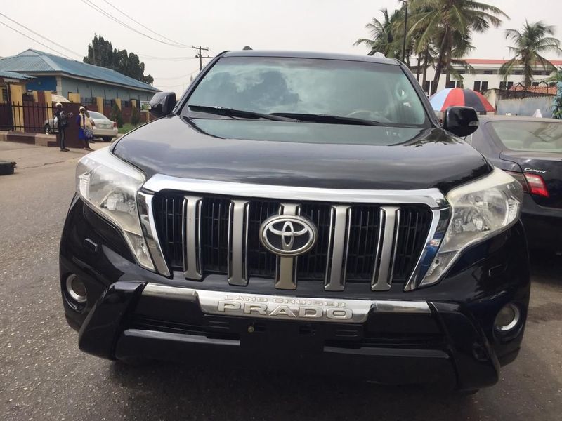 Toyota Land Cruiser • 2012 • 34 km 1