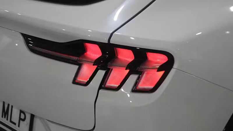 Ford Mustang • 2023 • 18,873 km 2