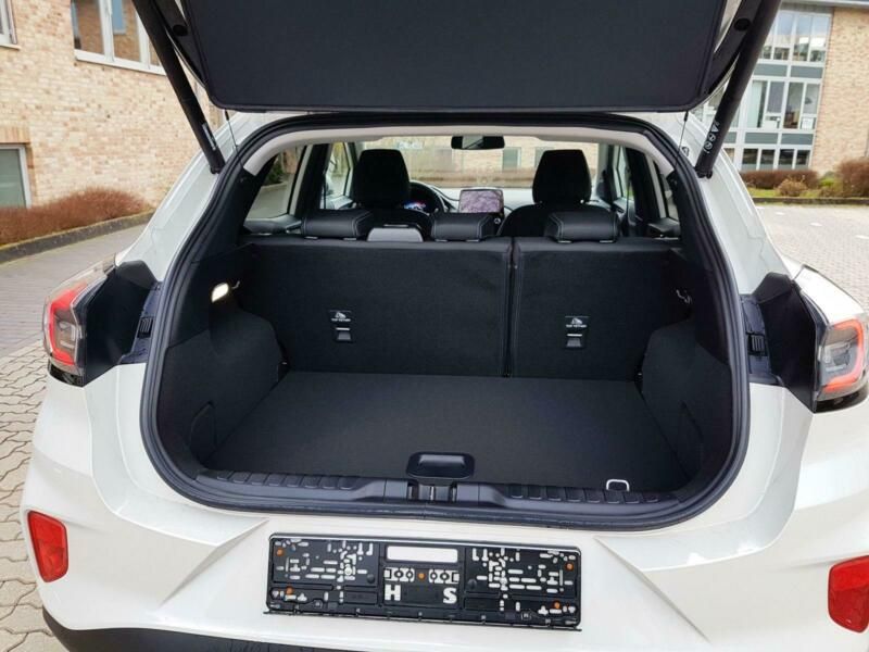 Ford Puma • 2019 • 25,490 km 9