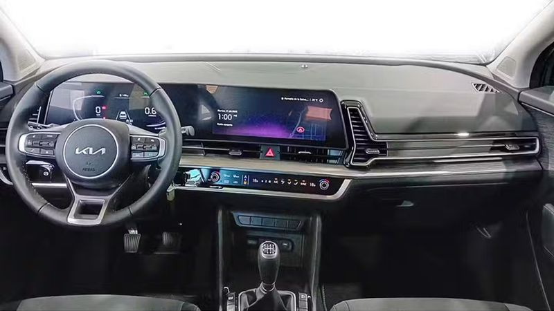 Kia Sportage • 2025 • 950 km 5