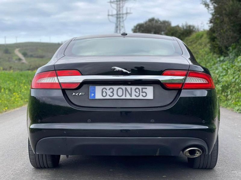 Jaguar XF • 2012 • 198,000 km 6