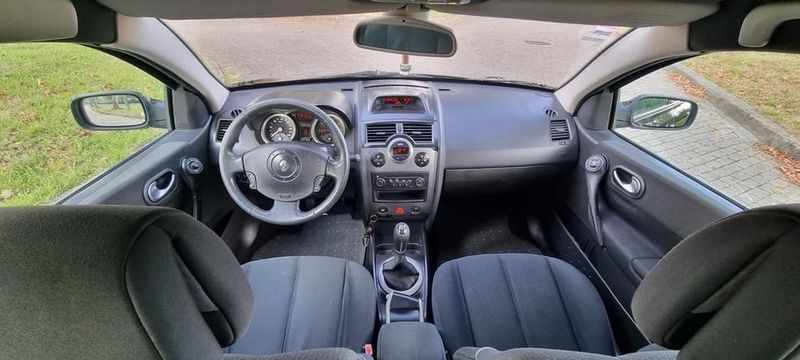 Renault Mégane • 2003 • 290,000 km 3