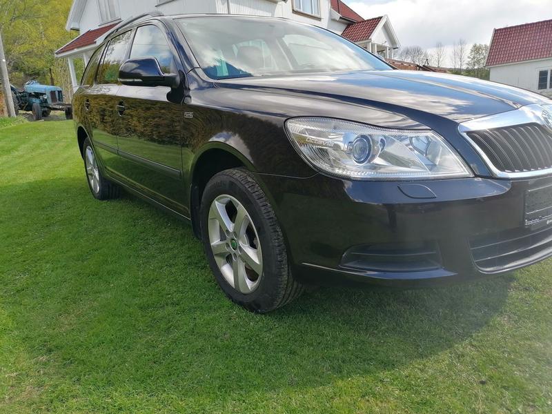 Honda CR-V • 2015 • 310,084 km 3