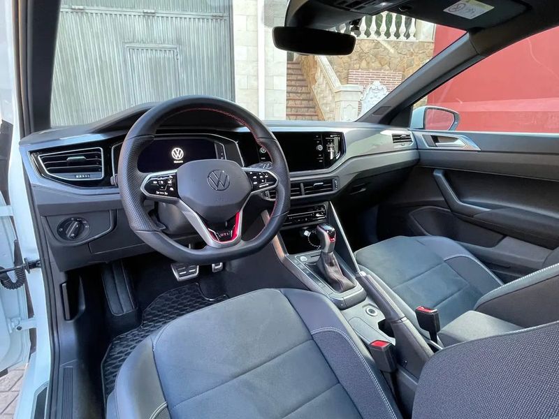 Volkswagen Polo • 2023 • 13,300 km 2