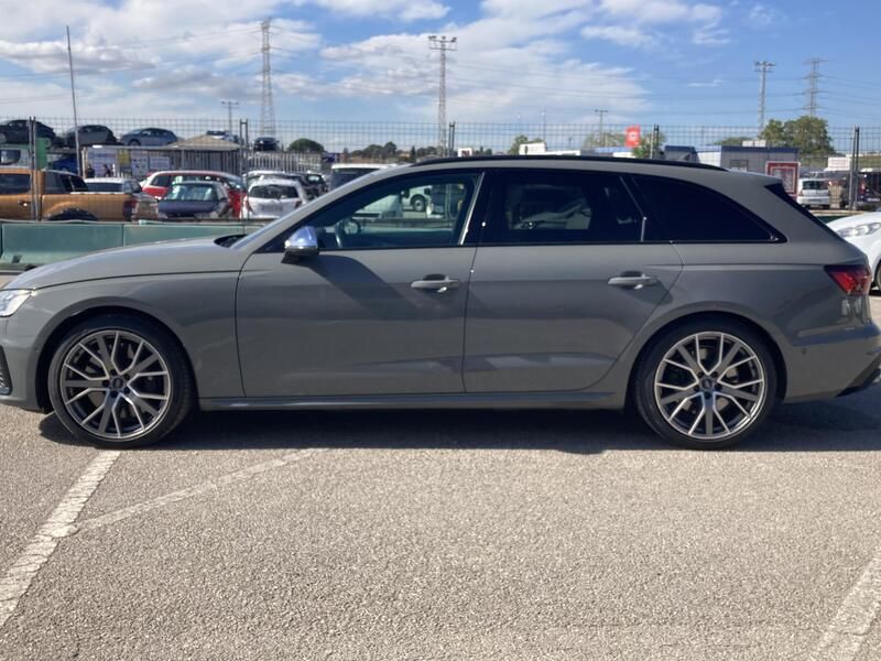 Audi A4 • 2020 • 105,628 km 3