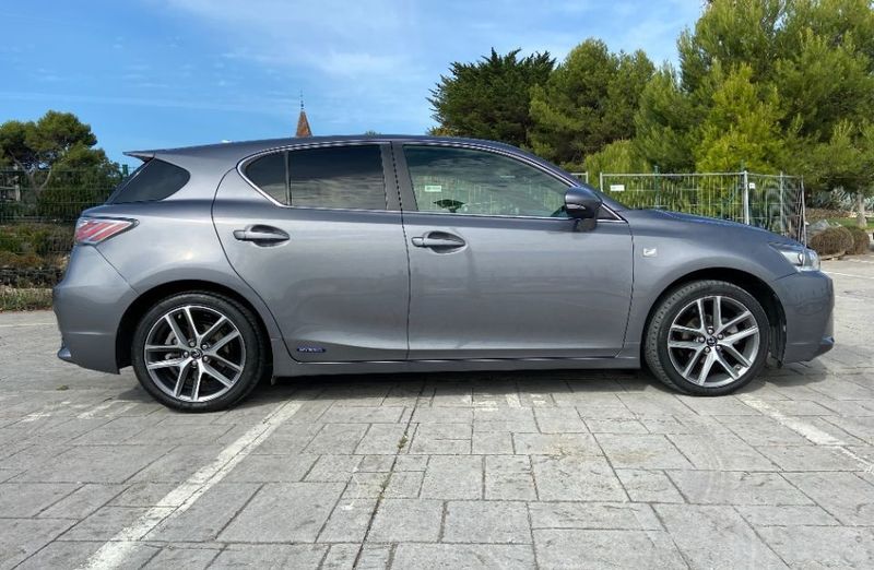 Lexus CT • 2016 • 110,000 km 8