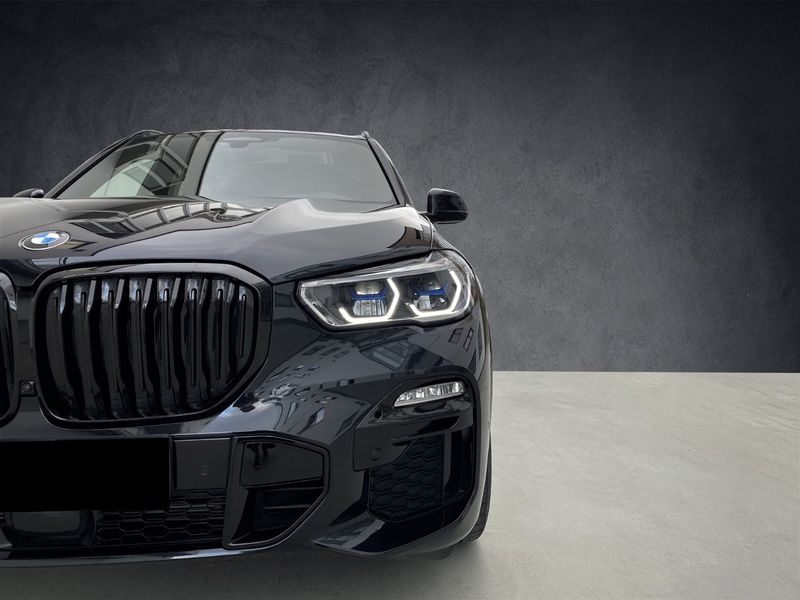 BMW X5 • 2019 • 20,900 km 10