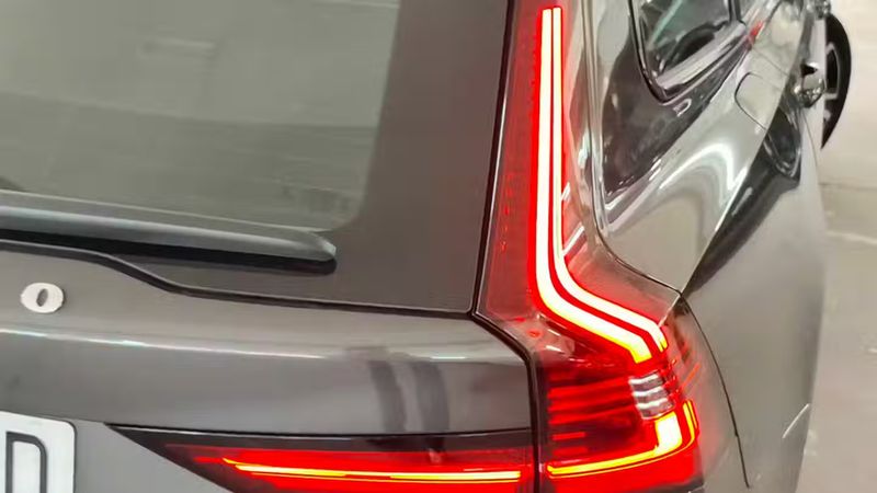 Volvo V90 • 2022 • 20,534 km 8