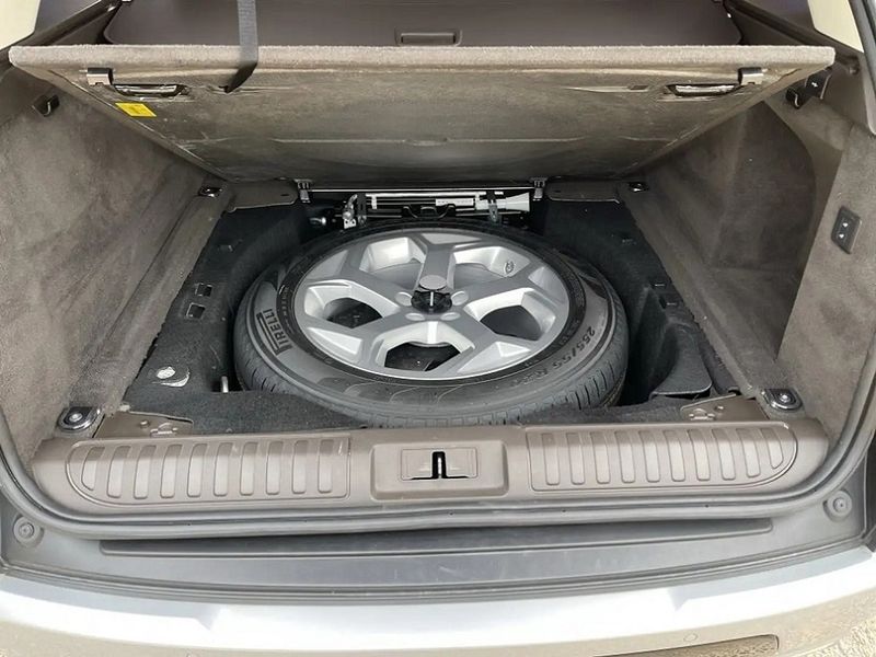 Land Rover Range Rover Sport • 2019 • 120,570 km 14