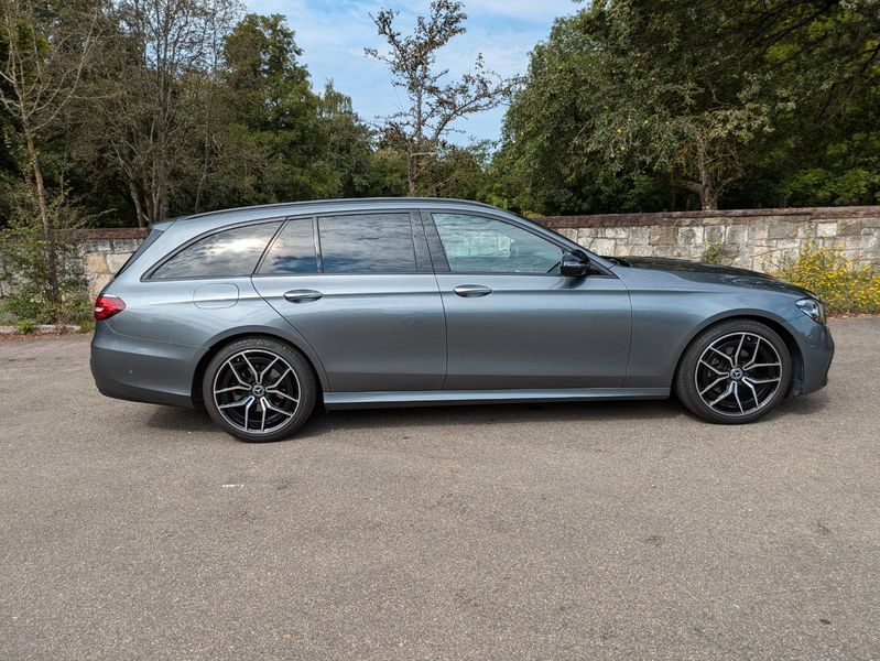 Mercedes-Benz E • 2021 • 136,900 km 1