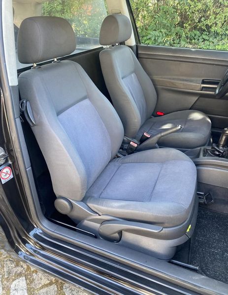 Volkswagen Polo • 2003 • 271,750 km 5