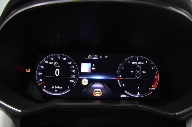 Renault Clio • 2023 • 6,109 km 5