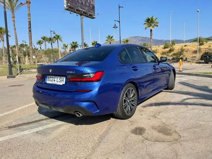 BMW 3 Series • 2021 • 18,000 km 1