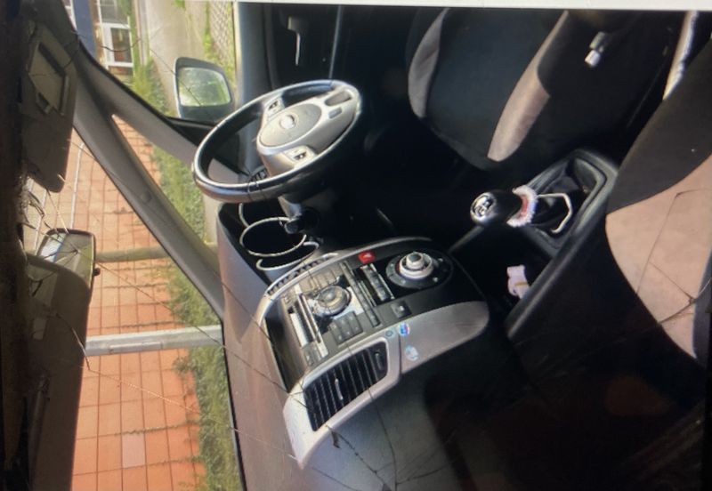 Kia Venga • 2012 • 120,000 mi 2