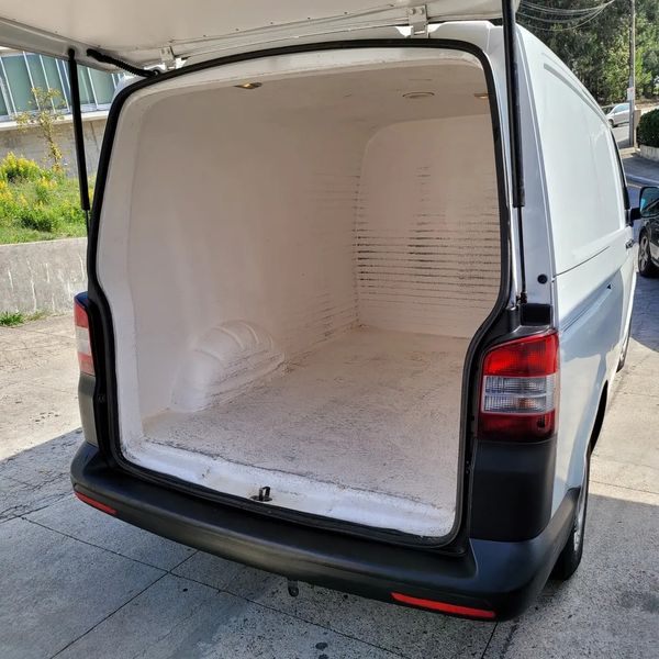 Volkswagen T5 Transporter Shuttle • 2015 • 496,704 km 3