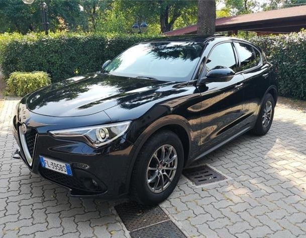 Alfa Romeo Stelvio • 2017 • 71,500 km 1