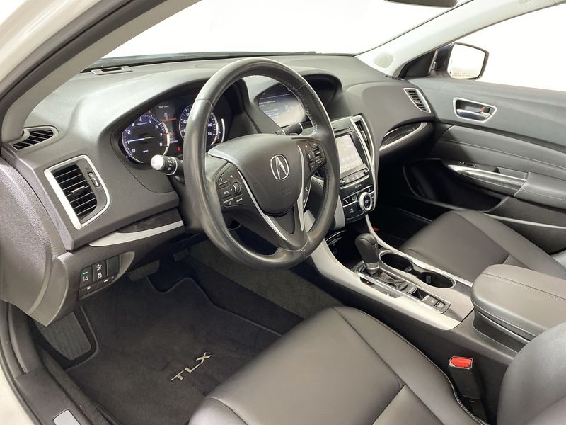 Acura TLX • 2019 • 22,988 km 7
