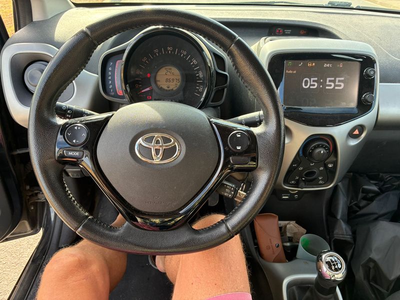 Toyota Aygo • 2018 • 87,000 km 7