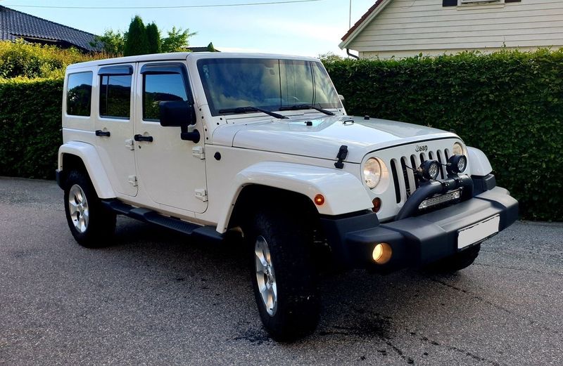 Jeep Wrangler • 2012 • 179,000 km 1