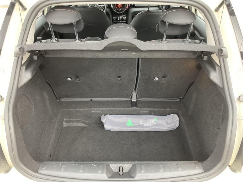 MINI Mini One • 2020 • 44,985 km 13