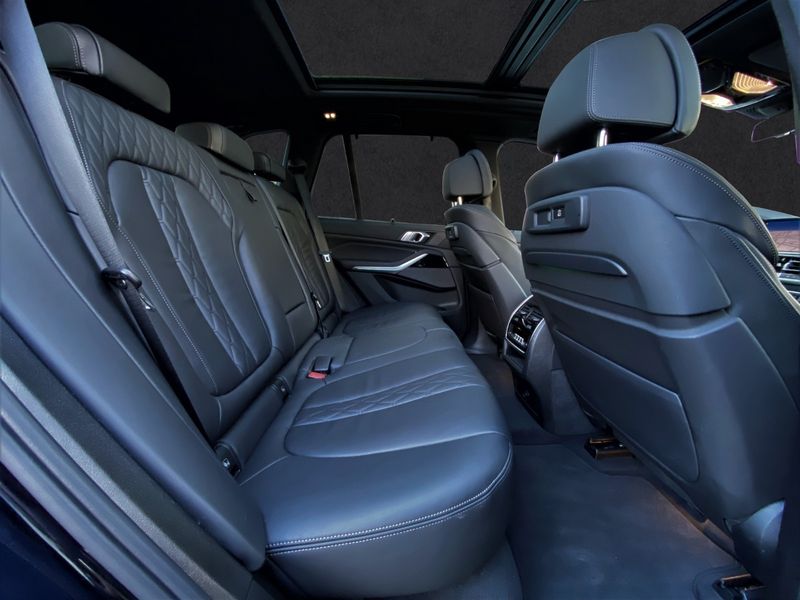 BMW X5 • 2019 • 20,900 km 16