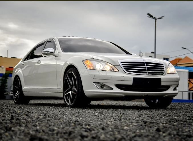 Mercedes-Benz S • 2009 • 130,000 km 5