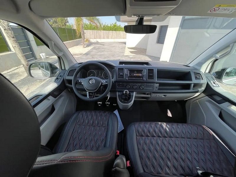 Volkswagen T5 Transporter Shuttle • 2018 • 214,000 km 7