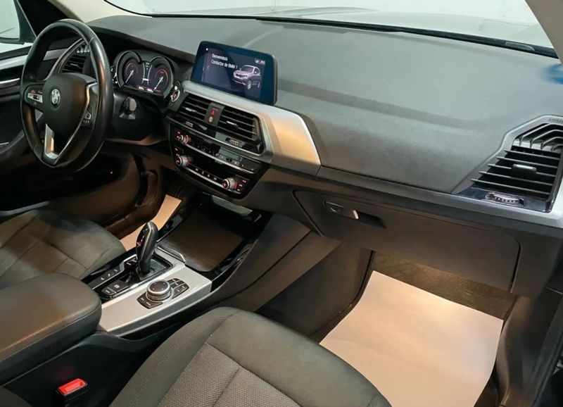 BMW X3 • 2020 • 116,000 km 8