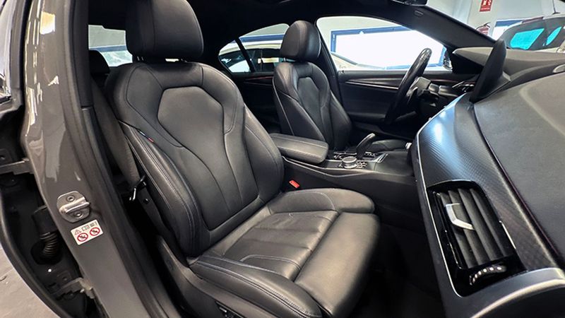 BMW 5 Series • 2021 • 71,733 km 3
