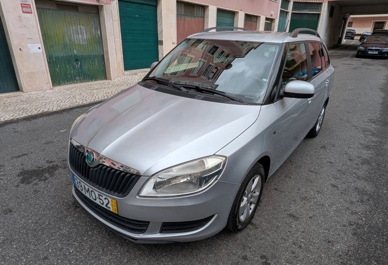 Škoda Fabia • 2011 • 133,000 km 4