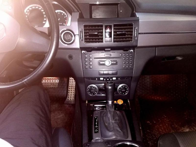 Mercedes-Benz GLK • 2010 • 113,000 km 18