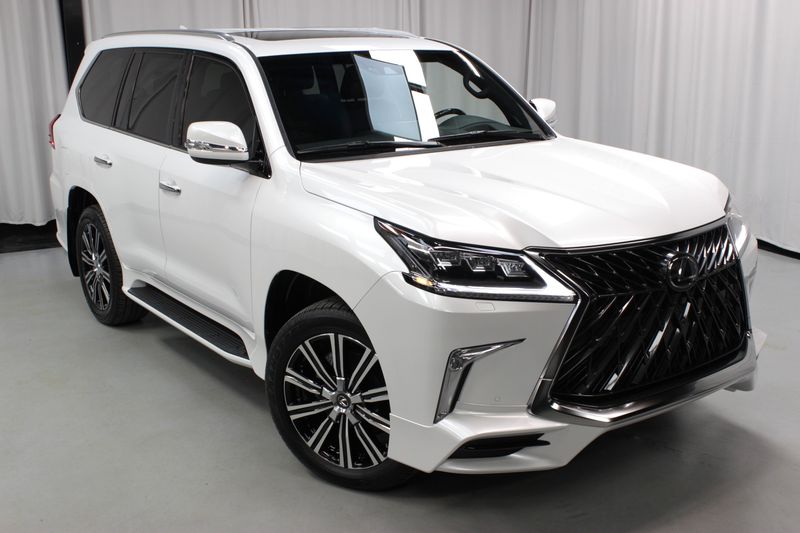 Lexus LX • 2021 • 10,337 km 2