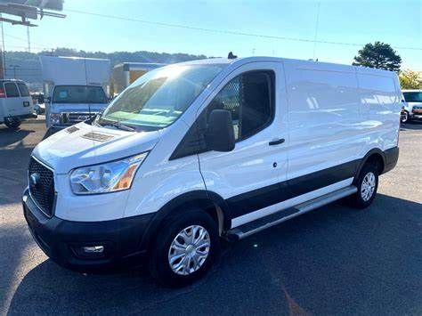 Ford Transit Cargo Van • 2021 • 25,145 km 1
