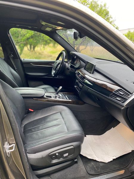 BMW X5 • 2017 • 86,000 mi 3