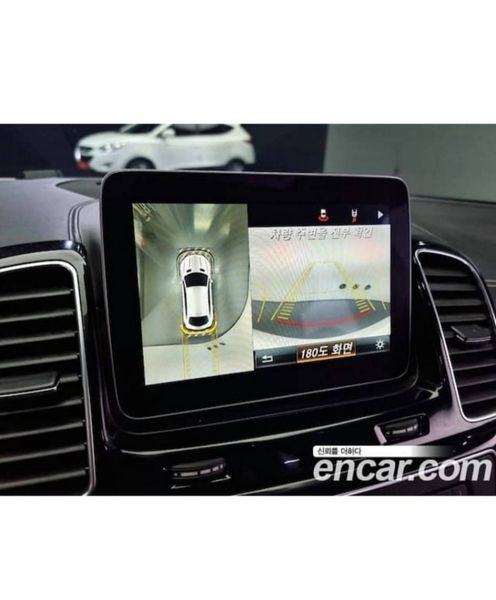 Mercedes-Benz GLE • 2018 • 102 km 3