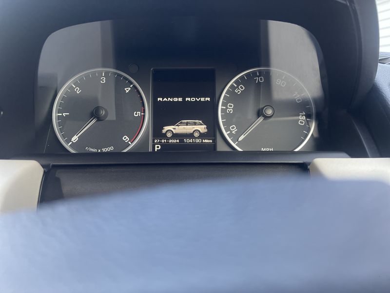 Land Rover Range Rover Sport • 2012 • 104,000 mi 17