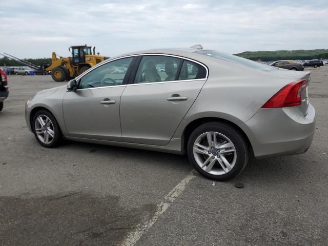 Volvo S60 • 2015 • 10,000 mi 4