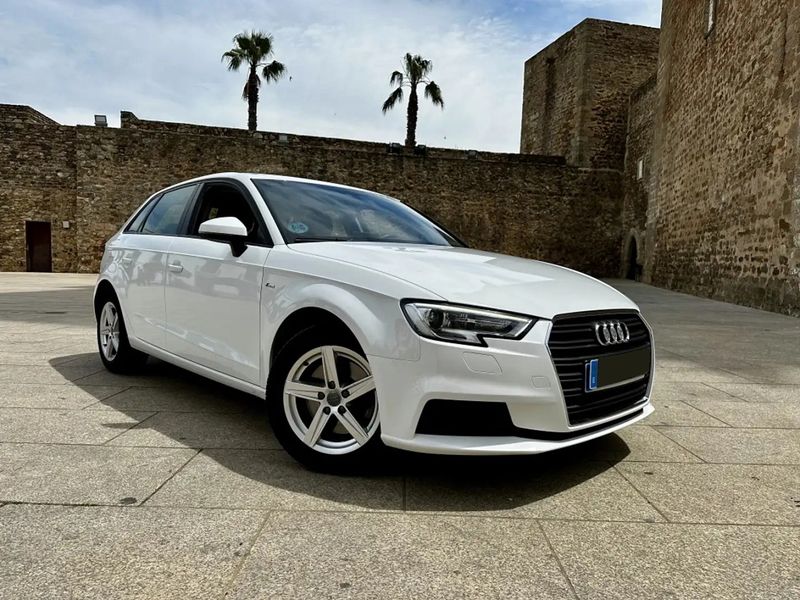 Audi A3 Sportback • 2020 • 99,000 km 3